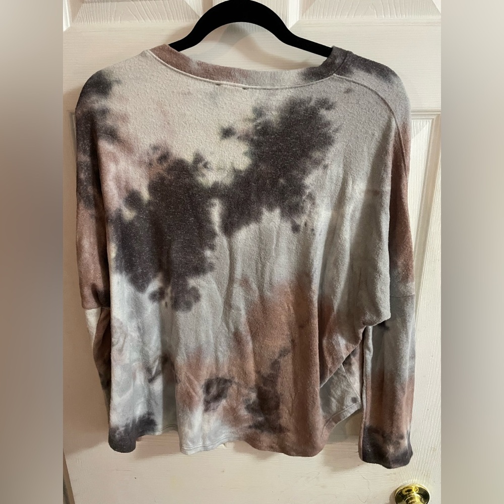 BoutiquesLA Multicolor Tie-Dye Sweatshirt